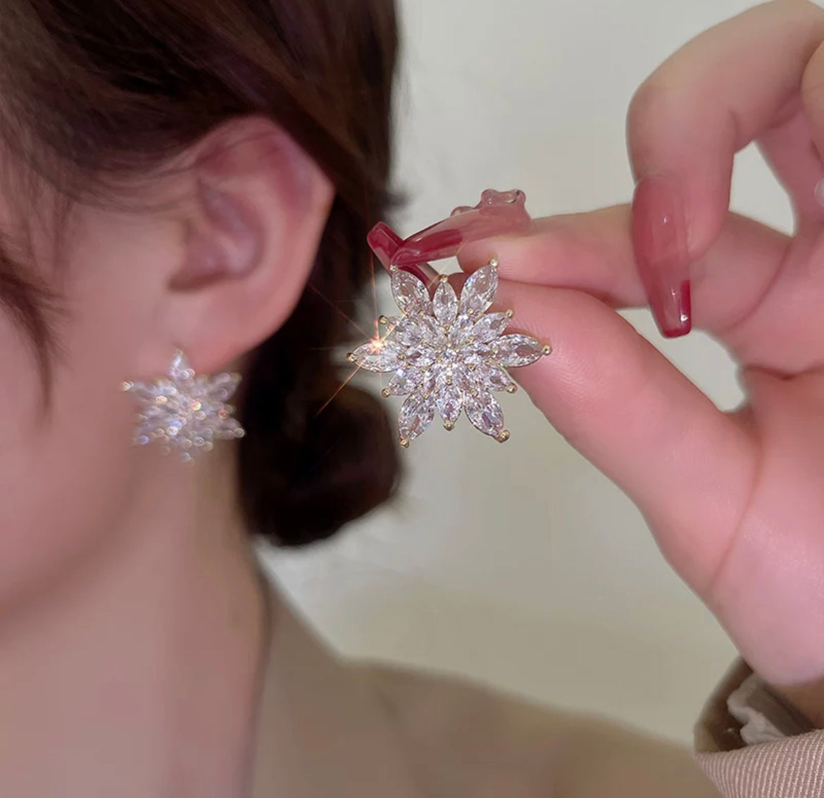 Elite Elegant Earrings